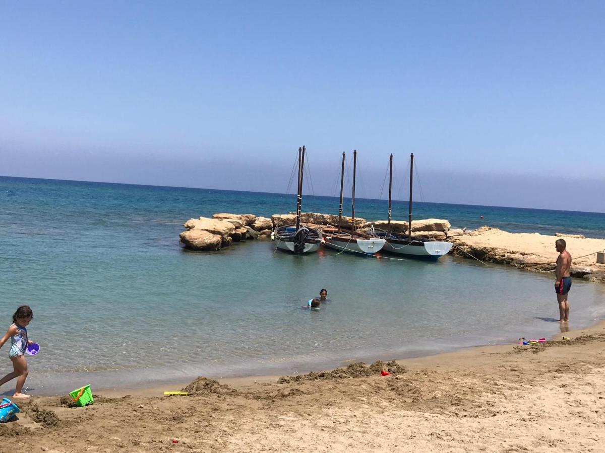 Seaside Luxury Villa Paralimni Exterior foto