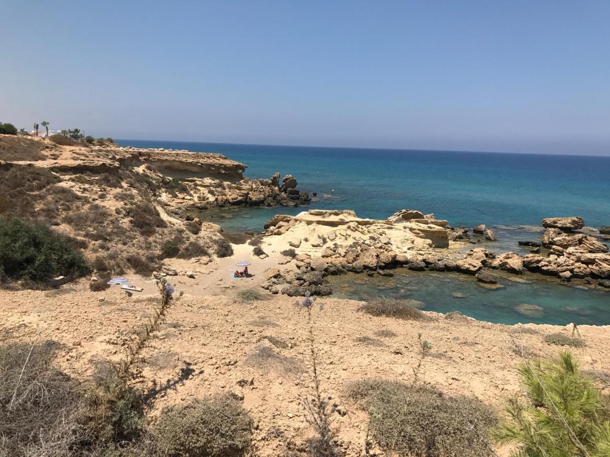 Seaside Luxury Villa Paralimni Exterior foto